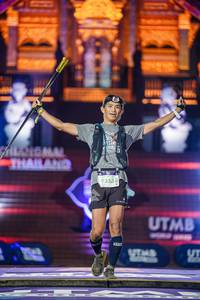 BIB: 93539
                            <button type="button" onclick="openModal(22647112)" class="btn btn-primary btn-sm float-right btn-popup" data-toggle="modal" data-target=".modal-high-quality">
                        <i class="fas fa-shopping-cart"></i> Add to Cart
                    </button>
                                            <button type="button" onclick="isThisMe(22647112, true)" class="btn btn-success btn-sm float-right btn-popup btn-isme hidden" data-toggle="tooltip" data-placement="bottom" title="นี่คือรูปของคุณใช่ไหม คลิกที่นี่เพื่อเอาเข้าอัลบั้ม">
                        <i class="fas fa-plus"></i> Add to album
                    </button>
                    <button type="button" onclick="isThisMe(22647112, false)" class="btn btn-warning btn-sm float-right btn-popup btn-isnotme hidden">
                        <i class="fas fa-ban"></i> Remove from album
                    </button>